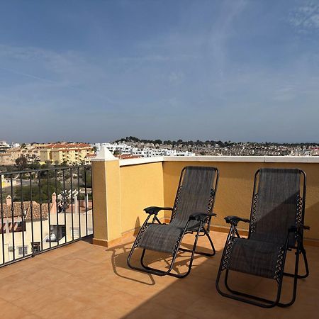 Top Floor Spacious Apartment With Roof Terrace อาลิกันเต ภายนอก รูปภาพ
